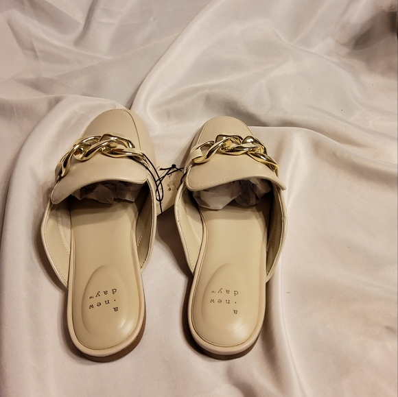 Women's Kiki Mules - A New Day" Off White - Picture 7 of 7